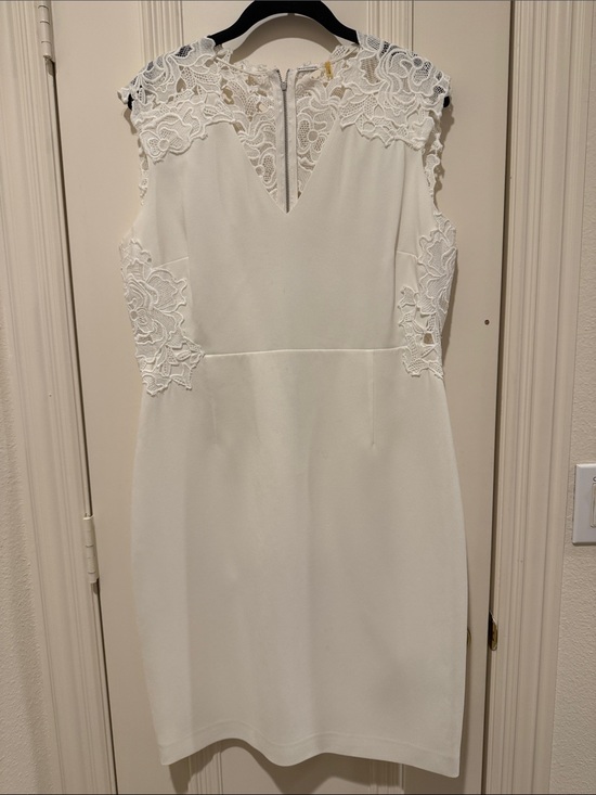 Elie Tahari Dresses & Skirts - Tahari Lace-Detail White Sheath Dress